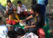 Literasi Sejak Dini, Rumah Pemuda Batupute Barru Lapak Buku di Sekolah Dasar