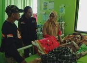 ACT MRI Sambangi Warga Tokka yang Lumpuh di RSUD Sinjai