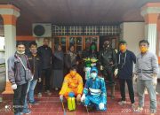 Bentuk Pengabdian ke Daerah, LPI dan KMS UNM Lakukan Penyemprotan Disinfektan di Sinjai