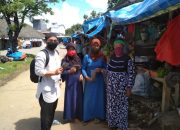 Bentuk Peduli, Sahabat Hijrah Sinjai Bagikan Masker di Pasar Sentral
