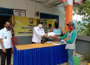Bhabinkamtibmas Sinjai Barat Dampingi PMD Sarurkan BLT-DD 