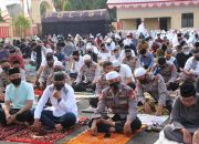 Brimob Yon C di Bone Shalat Idul Adha Patuhi Imbauan Bupati