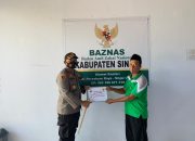 Menyisipkan Gajinya, Kapolres Sinjai Serahkan Zakat Di Baznas Sinjai