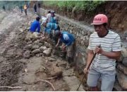 Dinilai Asal-asalan, Drainase & Jalan Di Batu Belerang Sinjai Borong Dikerja Ulang