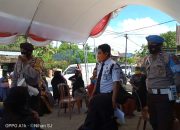 Bhabinkatibmas ‘Ciduk’ Warga Tidak Pakai Masker Saat Antri di BRI unit Lappa
