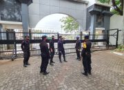 Batalyon C Pelopor Amankan Kantor Gubernur Sulsel Saat Didemo