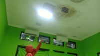 Plafon Ruang Perawatan RSUD Sinjai Runtuh, Pasien Syok Terpaksa Dipindahkan