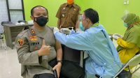 Begini Respon Kapolres Sinjai Saat Disuntik Vaksin Dosis Kedua