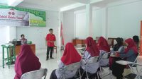 Kelompok Penulis Ilmiah UMSi Laksanakan Sekolah Redaksi Internal