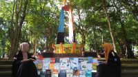 Tingkatkan Minat Baca, HIMAPRODI BPI IAIM Sinjai Gelar Lapak Buku di Lapnas