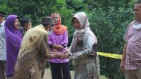 Kunjungi Korban Longsor, Wabup Sinjai Tekankan Sikap Saling Peduli