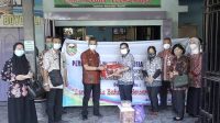 Peringati Hari Lanjut Usia, Gelar Pengobatan Gratis dan Bagikan Sembako