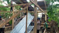 Brimob Yon C Bantu Pembangunan Bedah Rumah di Bukaka Bone
