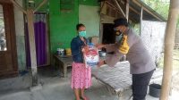 Dampak PPKM Darurat, Polres Sampang Salurkan Bantuan Non Tunai