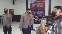 Pastikan Berjalan Lancar, Kapolres Sinjai Pantau Pelaksanaan Vaksin di Gerai Presisi