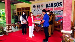 Anggota DPR RI Ina Amania Hadiri Baksos HUT Karang Taruna