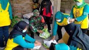 Aksi Jateng Kudu Resik, Warga Pucang Serempak Pungut dan Pilah Sampah