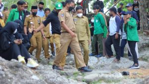 Sekda: Adat ‘Mappugau Sihanua’ di Karampuang Kebanggaan Masyarakat Sinjai
