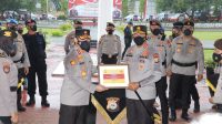 Tiba di Mapolda, Kapolda Sulsel yang Baru Disambut Tradisi Angngaru