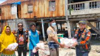 Pemuda Pancasila Sinjai Bantu Korban Angin Kencang di Pulau Sembilan