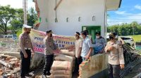 Peduli Tempat Ibadah, Kapolres Sinjai Beri Bantuan Material Pembangunan Masjid