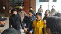 Detik-Detik Aliansi UMSi Pecahkan Kaca di DPRD, Sekwan: Soal Biasa