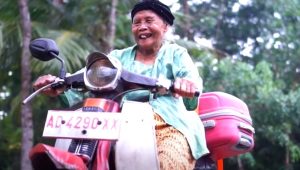 Mbah Minto, Membuat Indonesia Tersenyum dan Lebih Berwarna