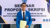 Juara 1 Lomba Esai Nasional, Riswandi Dapat Pujian Warek III IAIM Sinjai