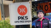 Aktivis Lingkungan Sinjai Sayangkan Alat Peraga Partai PKS Dipaku di Pohon