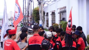 Aliansi Federasi Aktivis Mahasiswa Demo Depan Kejati Sulsel, Tuntutannya Ini