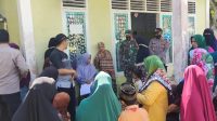 TNI-Polri Kabupaten Simeulue Dampingi Tenaga Kesehatan Laksanakan Vaksinasi Pelajar Sekolah Dasar