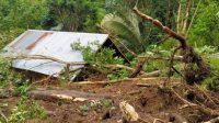 Rumah Warga di Desa Baru Sinjai Rusak Tertimpa Longsor