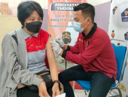 Vaksinasi Merdeka Polres Magelang Kota Suntikkan Vaksin Booster Kepada 400 Karyawan Pabrik