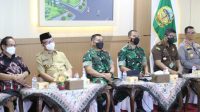 Danrem 071/Wijayakusuma Bersama Forkopimda Banyumas Ikuti Vicon dengan Presiden RI