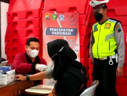 Dengan Sistem Door to Door, Polres Magelang Kota Suntik Vaksin 778 Orang