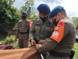 Angin Kencang Rusak Dua Rumah, Brimob Bone Gerak Cepat Bantu Korban