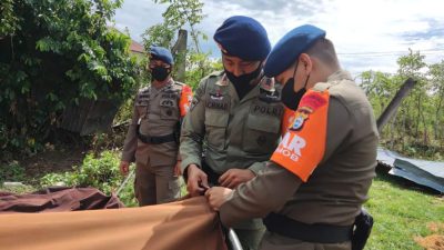 Angin Kencang Rusak Dua Rumah, Brimob Bone Gerak Cepat Bantu Korban
