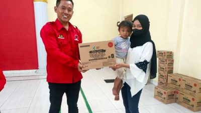Peduli Stunting, Miftahudin Bagikan Bantuan untuk Bumil dan Balita di Windusari