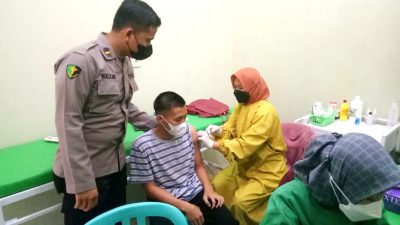 Program Sejuta Vaksin Kerjasama Kemenag-PCNU-Polres Magelang Digelar di Muntilan dan Bandongan