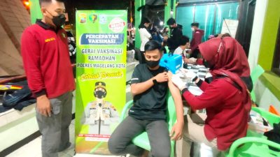 Vaksinasi Ramadhan di Masjid Agung Kota Magelang Terus Berlanjut
