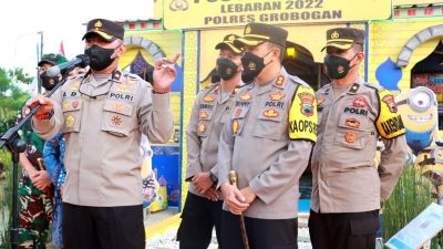 Wakapolda Jateng Kunjungi Pos Pengamanan Simpang Lima Purwodadi