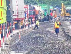 Jalur Pantura Diperbaiki, Kemacetan Terjadi Sepanjang 8 Kilometer di Juwana