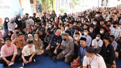 Ganjar Pranowo Kunjungi SMK Citra Medika Magelang, Begini Kesannya