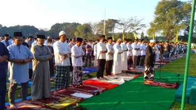 Takbir Bergema di Lapangan Rindam IV/Diponegoro Magelang