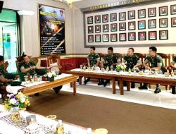 Yonarmed 11 Kostrad Terima Kunjungan Waaster Kaskostrad