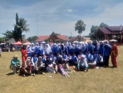 Puluhan Siswa MTs Muhammadiyah Kaluarrang Ikuti Gerak Jalan Indah Meriahkan HUT ke-77 RI