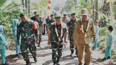 Danrem 072/Pamungkas Resmi Tutup TMMD Reguler Ke-114 TA 2022 di Temanggung