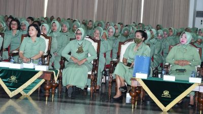 Organik Akademi Militer dan Keluarga Ikuti Bintal Ideologi dan Kejuangan