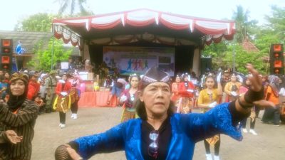 Tradisi Merti Desa Banjarnegoro Mertoyudan Berlangsung Meriah