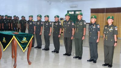 Gubernur Akademi Militer Lepas Delapan Pejabat Akmil